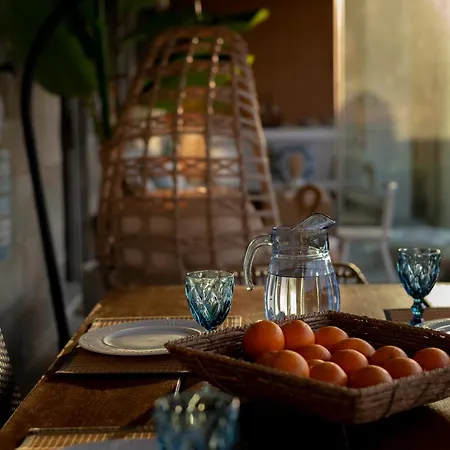 Golden Shellseaside Ligaria (Crete)